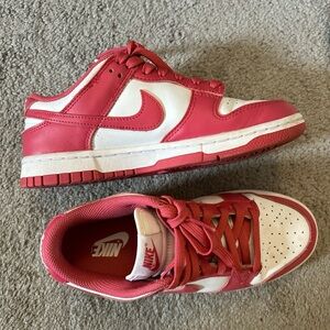 Nike dunks pink and white trainers